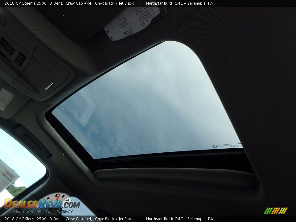 2018 GMC Sierra 2500HD Denali Crew Cab 4x4 Onyx Black / Jet Black Photo #16