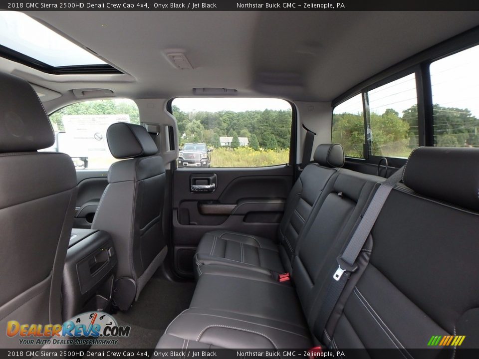2018 GMC Sierra 2500HD Denali Crew Cab 4x4 Onyx Black / Jet Black Photo #11