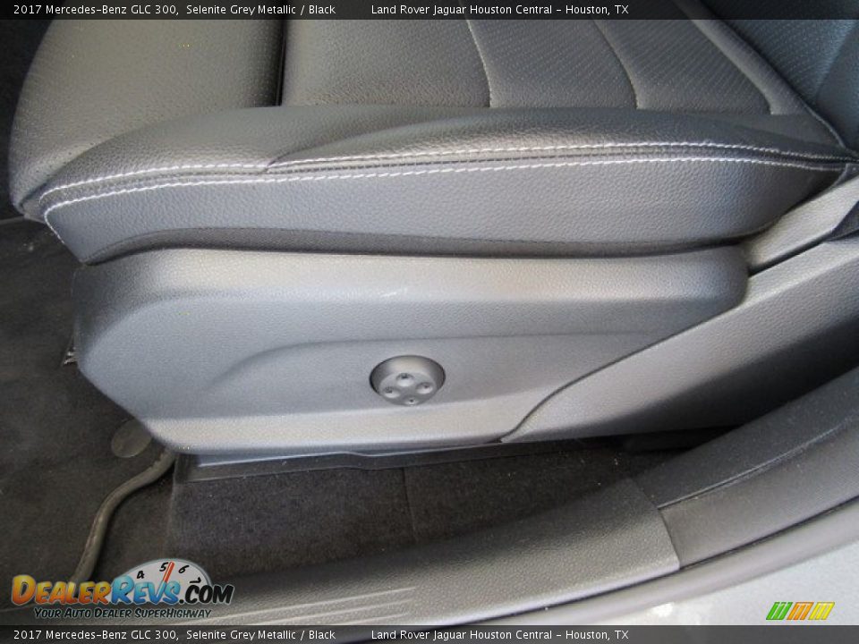 2017 Mercedes-Benz GLC 300 Selenite Grey Metallic / Black Photo #26