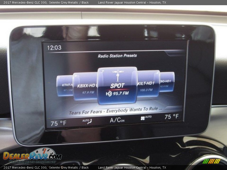 2017 Mercedes-Benz GLC 300 Selenite Grey Metallic / Black Photo #31