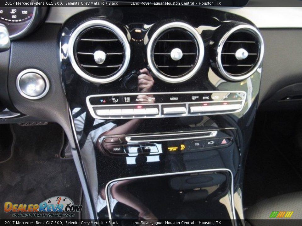 2017 Mercedes-Benz GLC 300 Selenite Grey Metallic / Black Photo #32