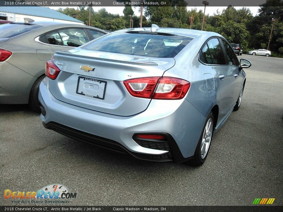 2018 Chevrolet Cruze LT Arctic Blue Metallic / Jet Black Photo #3