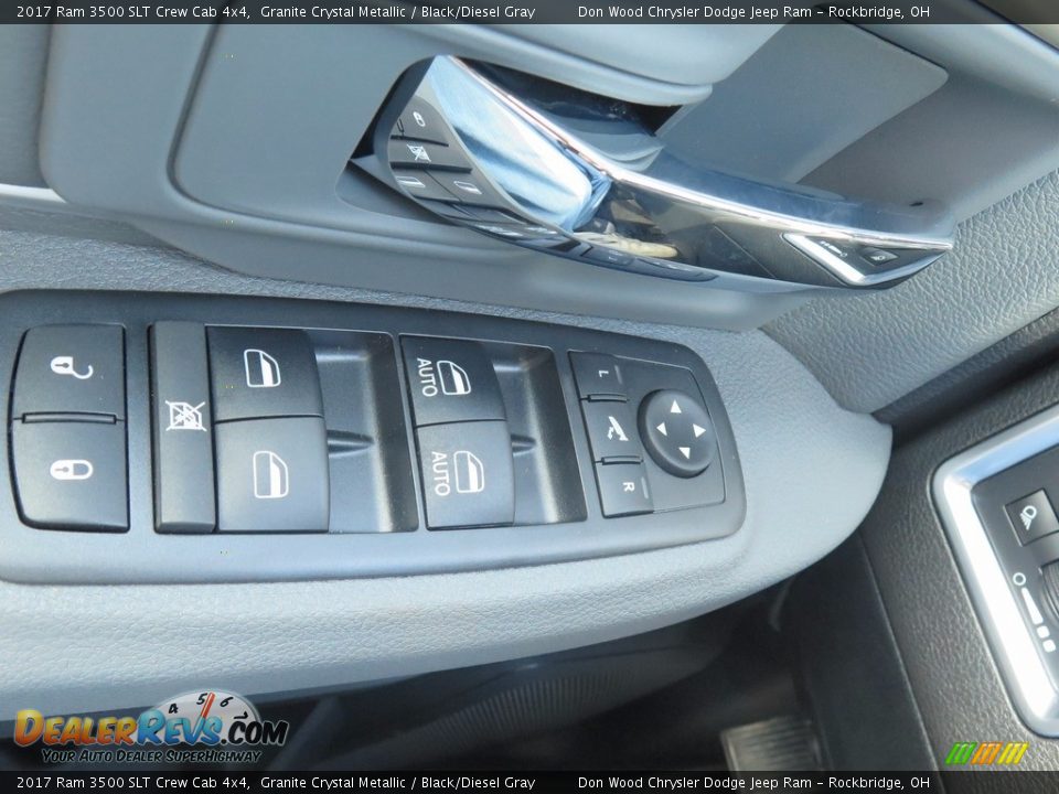 2017 Ram 3500 SLT Crew Cab 4x4 Granite Crystal Metallic / Black/Diesel Gray Photo #24