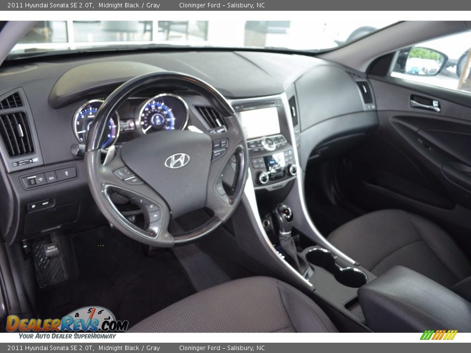 2011 Hyundai Sonata SE 2.0T Midnight Black / Gray Photo #10