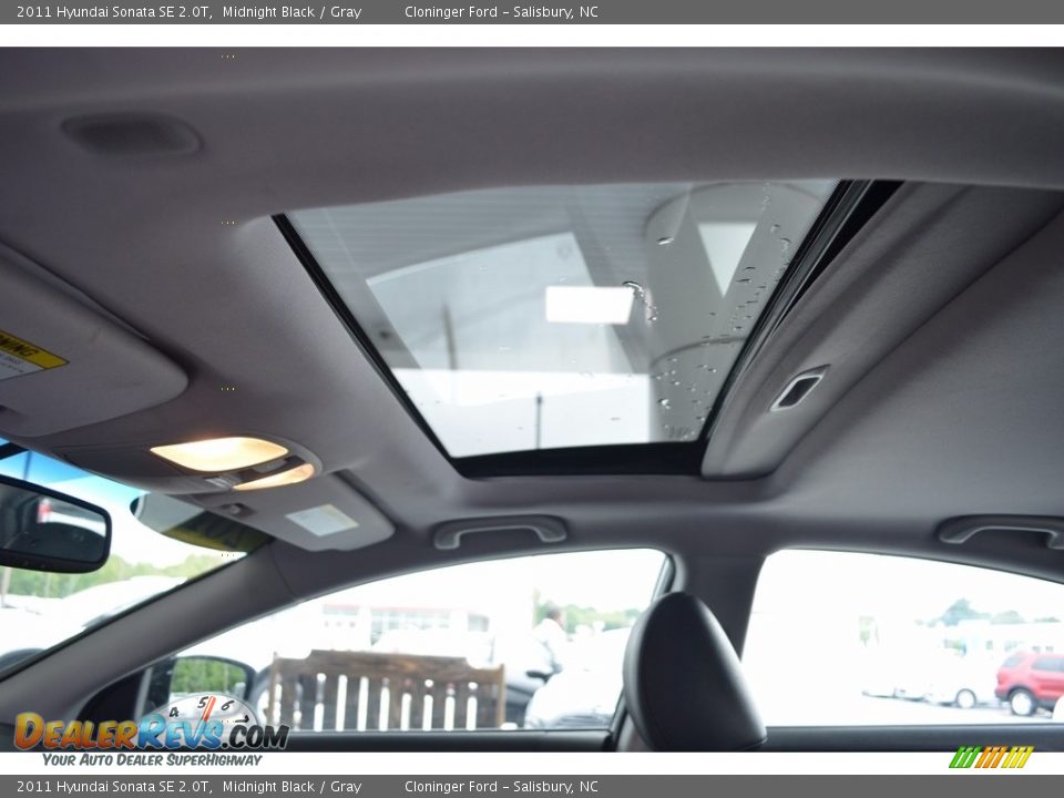 2011 Hyundai Sonata SE 2.0T Midnight Black / Gray Photo #11