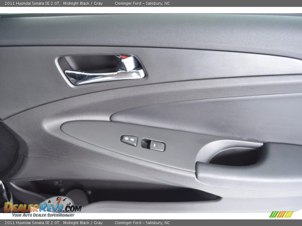 2011 Hyundai Sonata SE 2.0T Midnight Black / Gray Photo #15