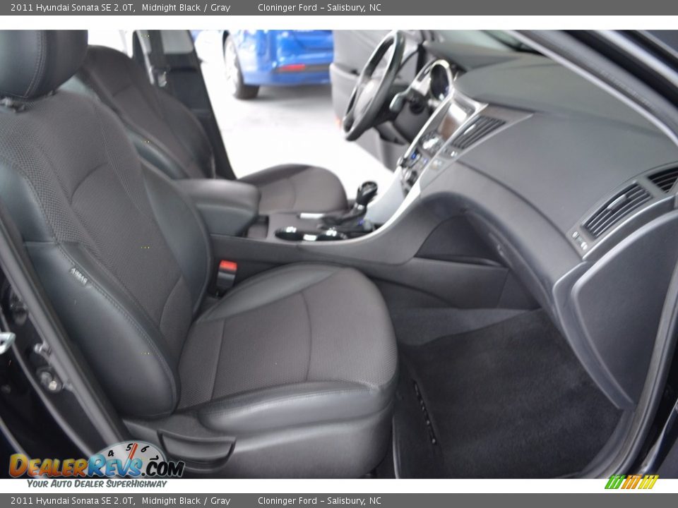 2011 Hyundai Sonata SE 2.0T Midnight Black / Gray Photo #16