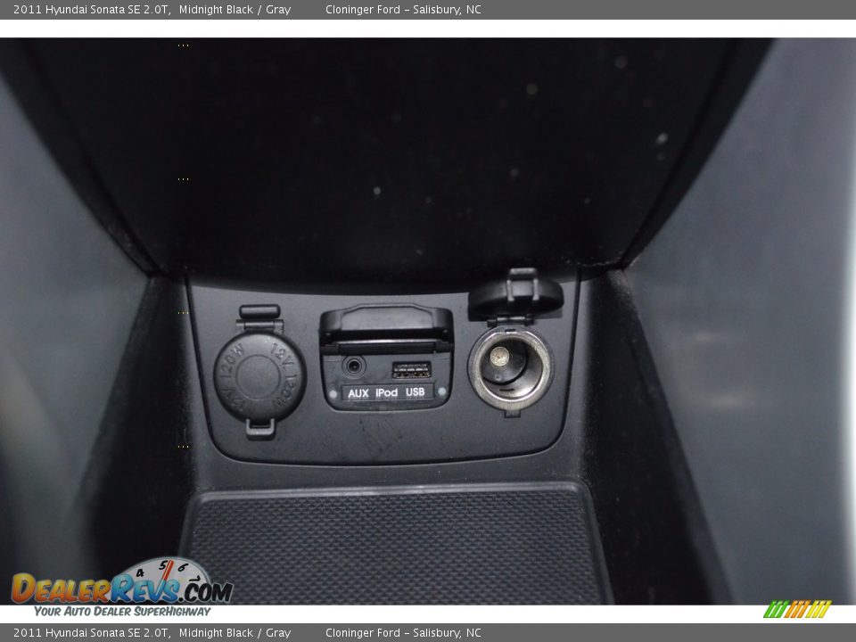 2011 Hyundai Sonata SE 2.0T Midnight Black / Gray Photo #19
