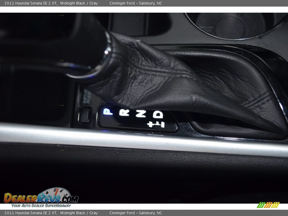 2011 Hyundai Sonata SE 2.0T Midnight Black / Gray Photo #20