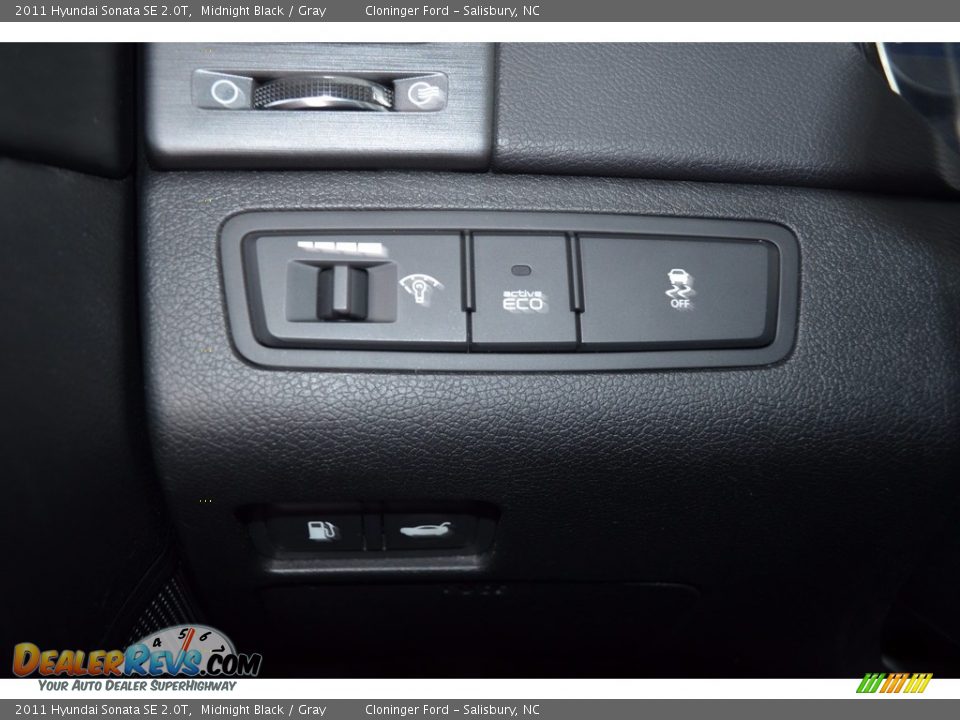 2011 Hyundai Sonata SE 2.0T Midnight Black / Gray Photo #23