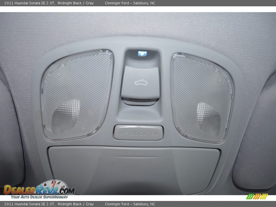2011 Hyundai Sonata SE 2.0T Midnight Black / Gray Photo #25