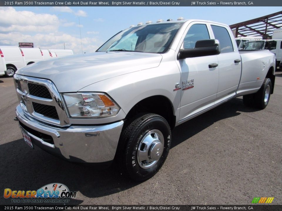 2015 Ram 3500 Tradesman Crew Cab 4x4 Dual Rear Wheel Bright Silver Metallic / Black/Diesel Gray Photo #1