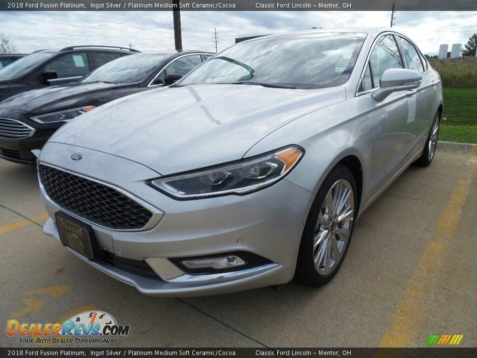 Front 3/4 View of 2018 Ford Fusion Platinum Photo #1