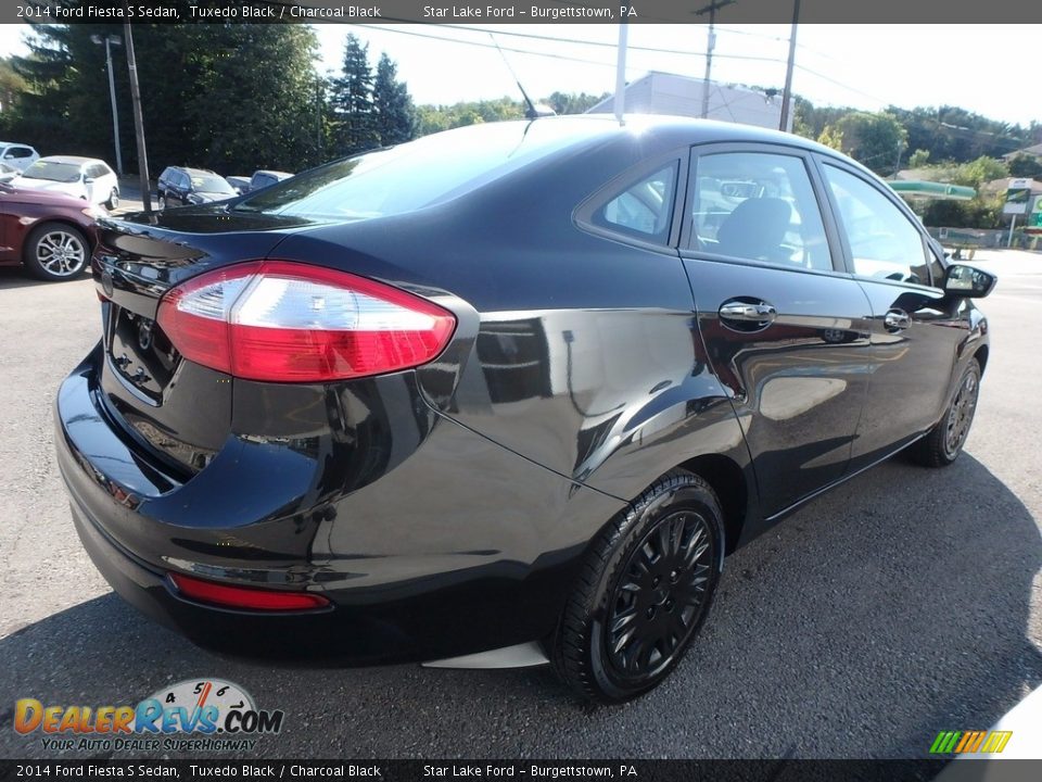 2014 Ford Fiesta S Sedan Tuxedo Black / Charcoal Black Photo #5