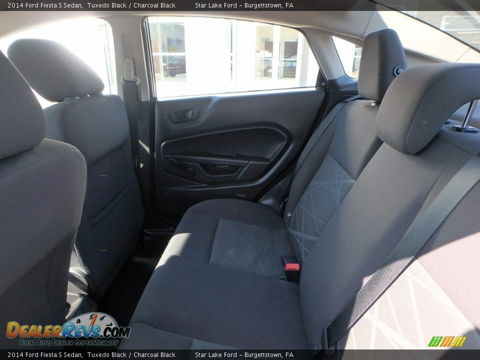 2014 Ford Fiesta S Sedan Tuxedo Black / Charcoal Black Photo #10