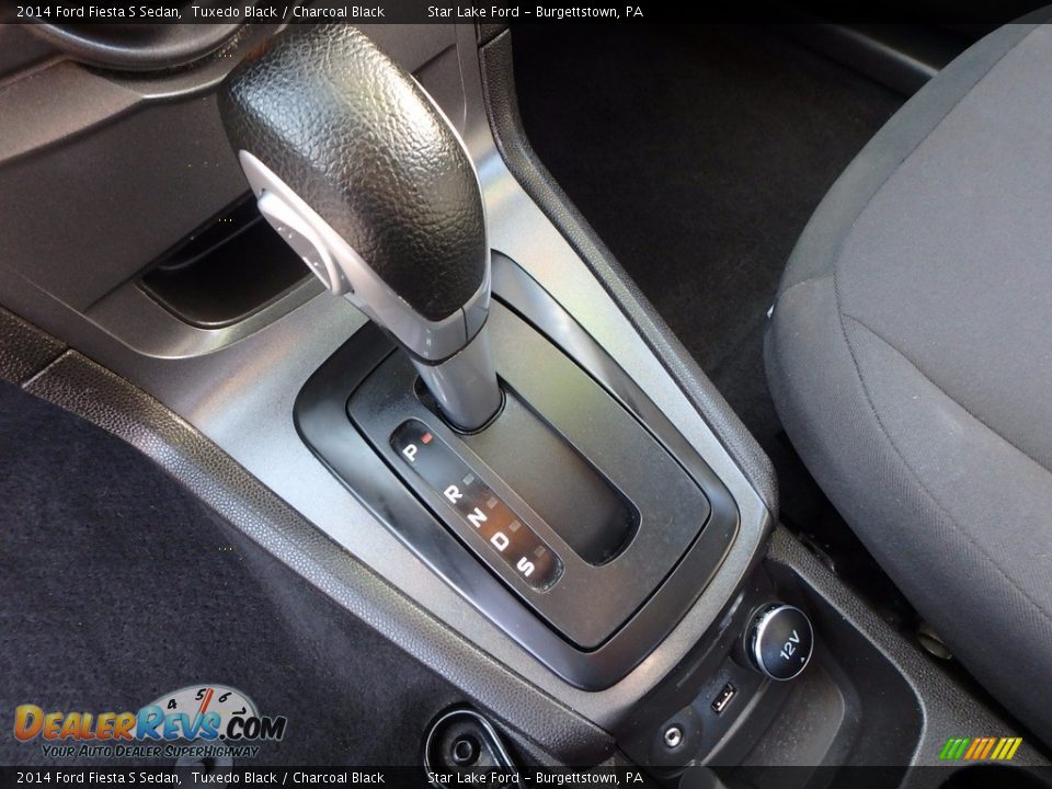 2014 Ford Fiesta S Sedan Tuxedo Black / Charcoal Black Photo #17