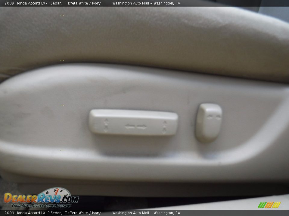 2009 Honda Accord LX-P Sedan Taffeta White / Ivory Photo #14