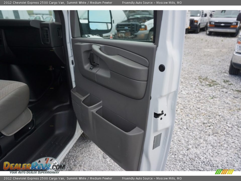 2012 Chevrolet Express 2500 Cargo Van Summit White / Medium Pewter Photo #26