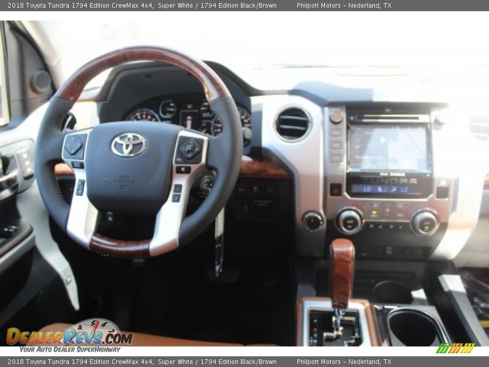 2018 Toyota Tundra 1794 Edition CrewMax 4x4 Super White / 1794 Edition Black/Brown Photo #24