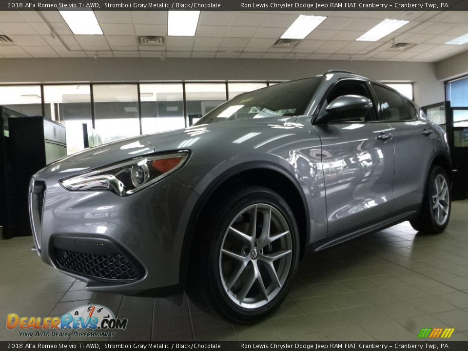 2018 Alfa Romeo Stelvio Ti AWD Stromboli Gray Metallic / Black/Chocolate Photo #2