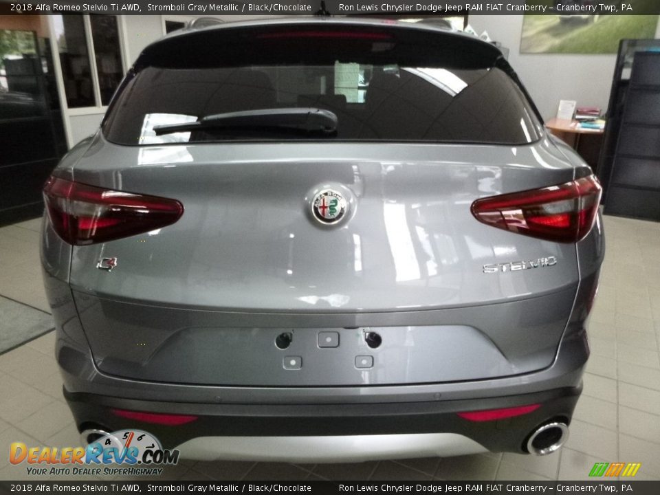 2018 Alfa Romeo Stelvio Ti AWD Stromboli Gray Metallic / Black/Chocolate Photo #5