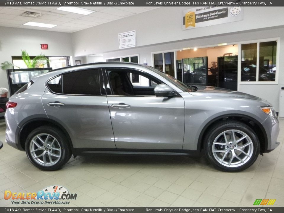 2018 Alfa Romeo Stelvio Ti AWD Stromboli Gray Metallic / Black/Chocolate Photo #8