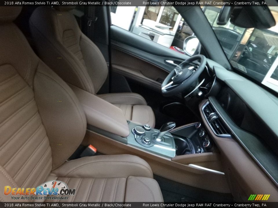 2018 Alfa Romeo Stelvio Ti AWD Stromboli Gray Metallic / Black/Chocolate Photo #14