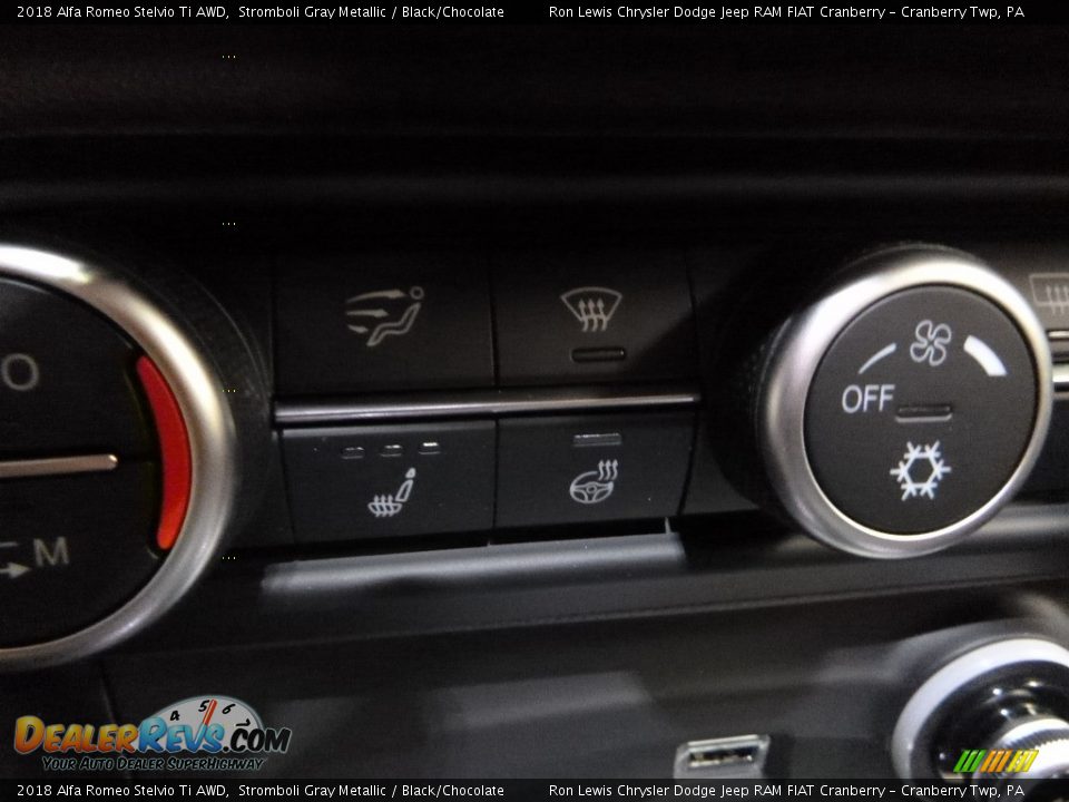 2018 Alfa Romeo Stelvio Ti AWD Stromboli Gray Metallic / Black/Chocolate Photo #20