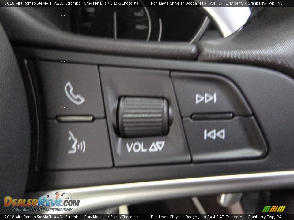 2018 Alfa Romeo Stelvio Ti AWD Stromboli Gray Metallic / Black/Chocolate Photo #23