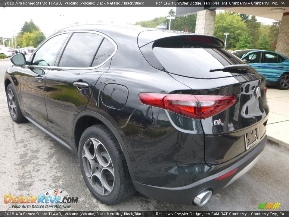 2018 Alfa Romeo Stelvio Ti AWD Vulcano (Volcano) Black Metallic / Black/Black Photo #4