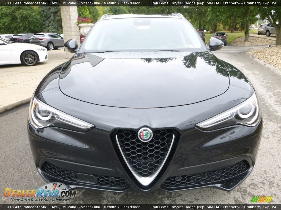 2018 Alfa Romeo Stelvio Ti AWD Vulcano (Volcano) Black Metallic / Black/Black Photo #9