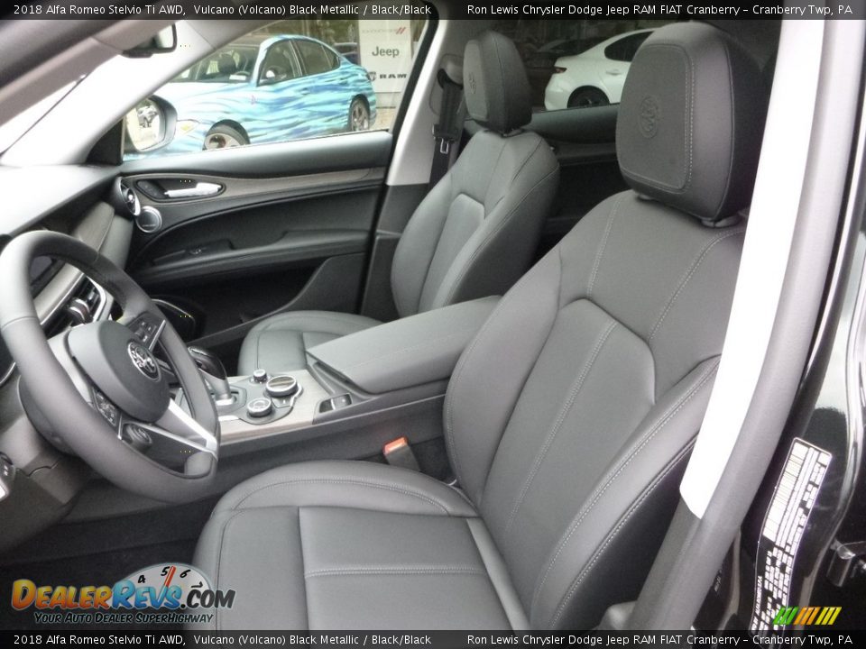 2018 Alfa Romeo Stelvio Ti AWD Vulcano (Volcano) Black Metallic / Black/Black Photo #18