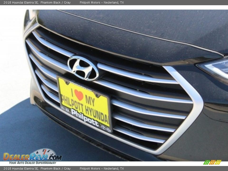 2018 Hyundai Elantra SE Phantom Black / Gray Photo #4
