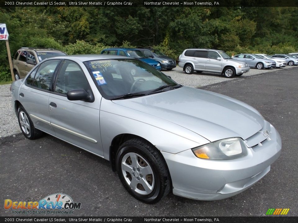 2003 Chevrolet Cavalier LS Sedan Ultra Silver Metallic / Graphite Gray Photo #5