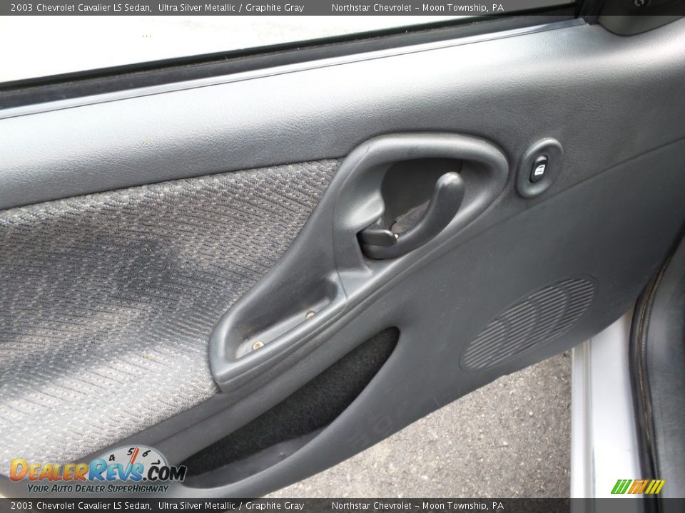 2003 Chevrolet Cavalier LS Sedan Ultra Silver Metallic / Graphite Gray Photo #11