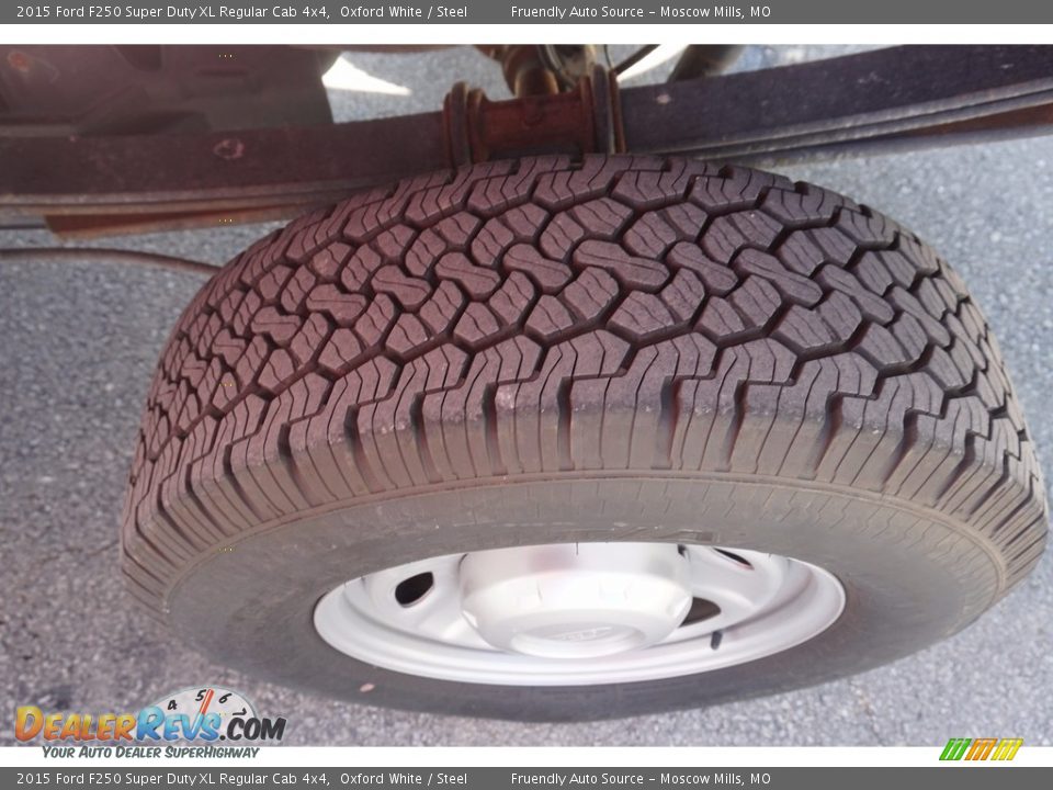 2015 Ford F250 Super Duty XL Regular Cab 4x4 Oxford White / Steel Photo #25