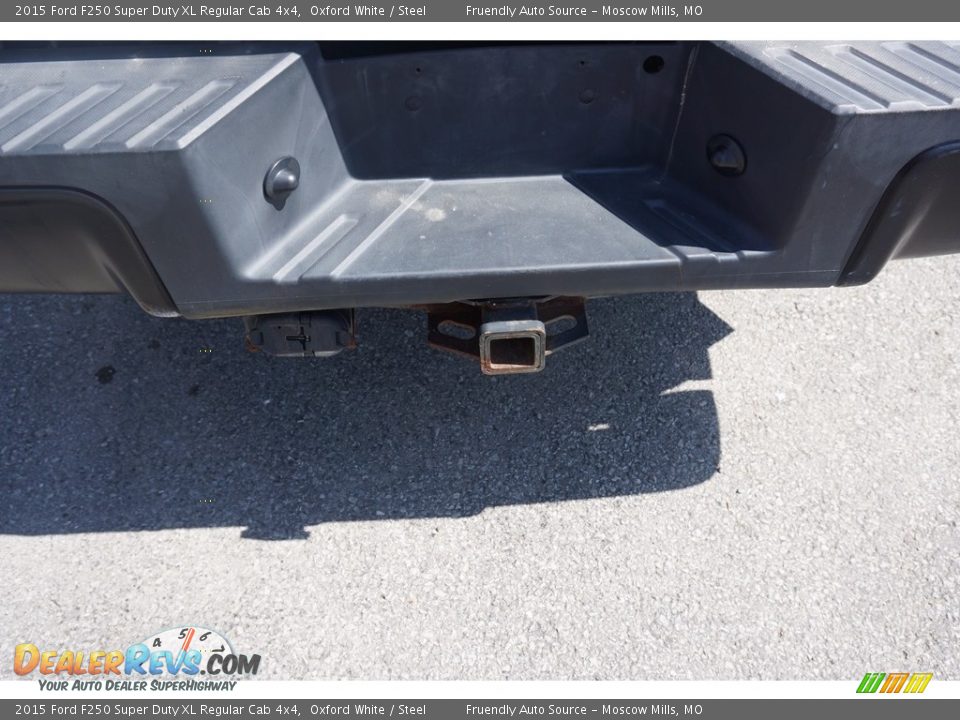 2015 Ford F250 Super Duty XL Regular Cab 4x4 Oxford White / Steel Photo #29