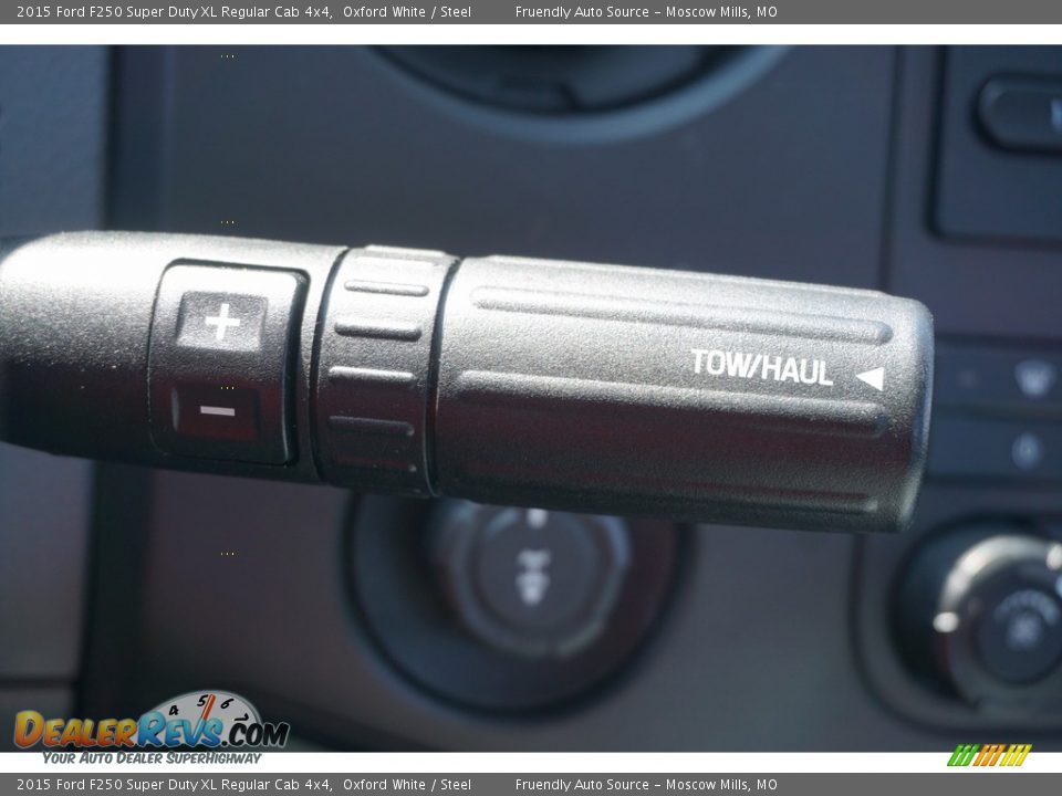 2015 Ford F250 Super Duty XL Regular Cab 4x4 Oxford White / Steel Photo #35