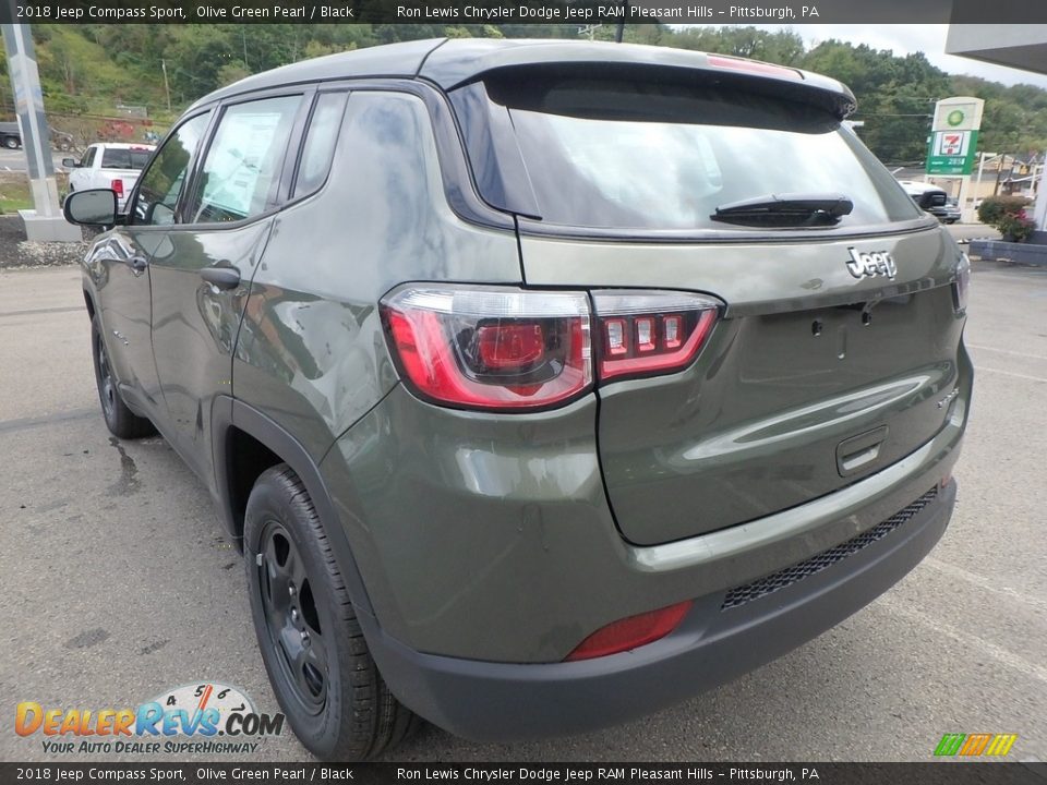 2018 Jeep Compass Sport Olive Green Pearl / Black Photo #3