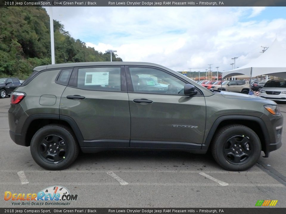 2018 Jeep Compass Sport Olive Green Pearl / Black Photo #6