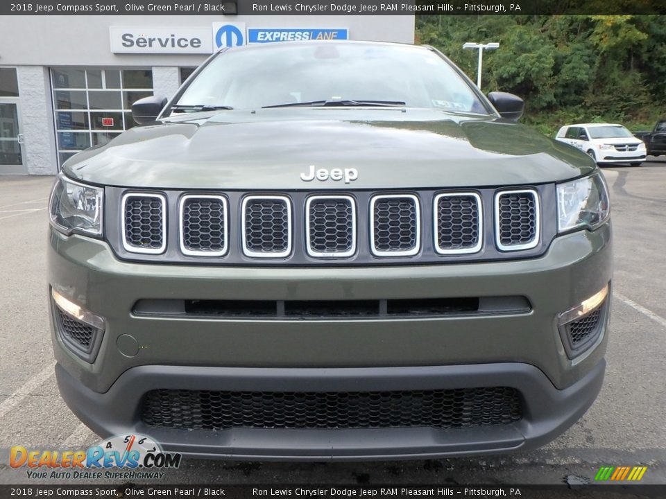 2018 Jeep Compass Sport Olive Green Pearl / Black Photo #8