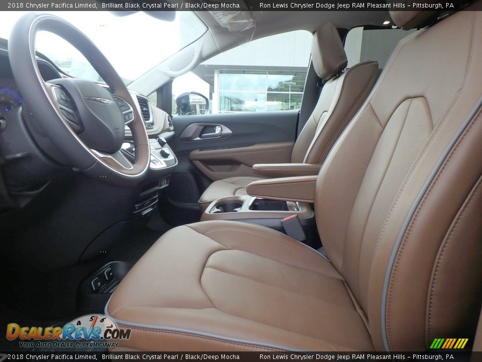 Front Seat of 2018 Chrysler Pacifica Limited Photo #10