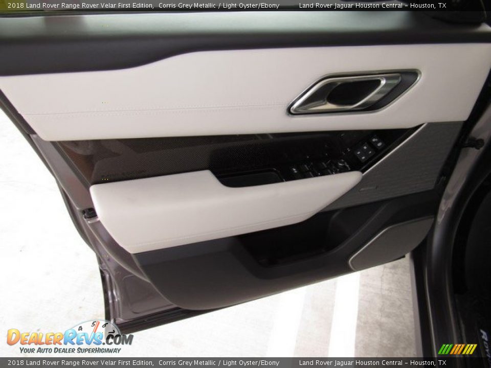 Door Panel of 2018 Land Rover Range Rover Velar First Edition Photo #18