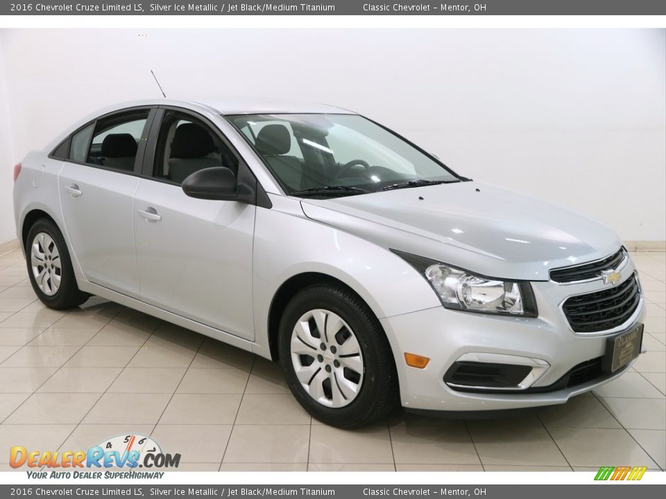 2016 Chevrolet Cruze Limited LS Silver Ice Metallic / Jet Black/Medium Titanium Photo #1