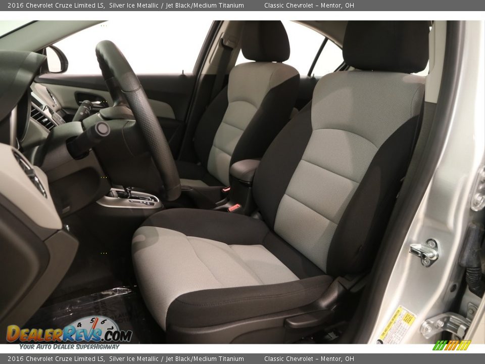 2016 Chevrolet Cruze Limited LS Silver Ice Metallic / Jet Black/Medium Titanium Photo #5