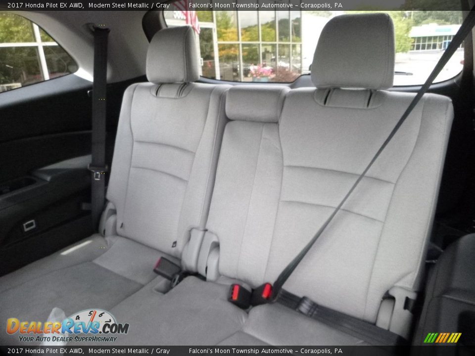 2017 Honda Pilot EX AWD Modern Steel Metallic / Gray Photo #10