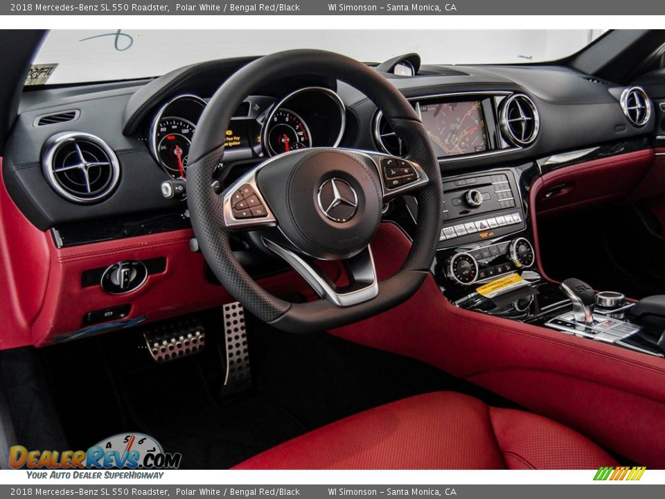 Dashboard of 2018 Mercedes-Benz SL 550 Roadster Photo #5