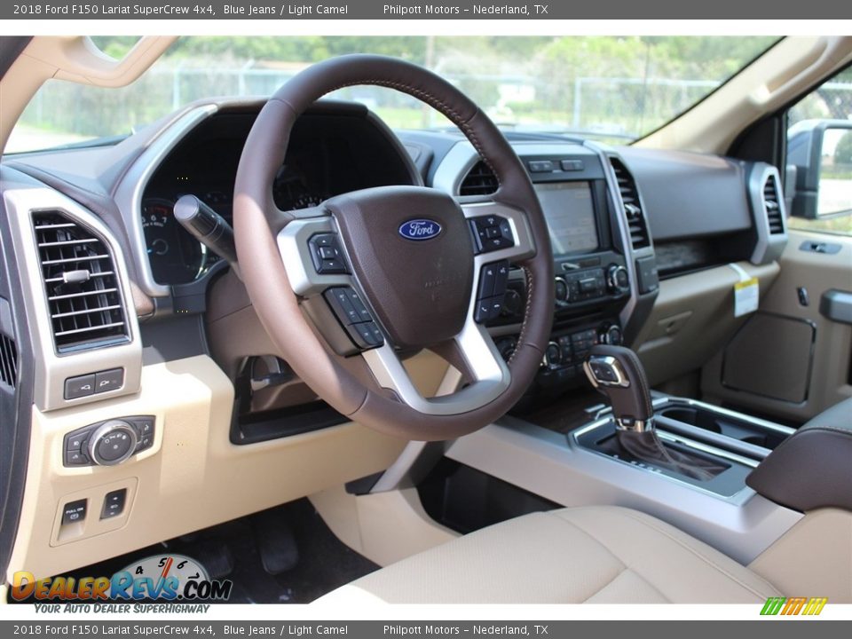 Dashboard of 2018 Ford F150 Lariat SuperCrew 4x4 Photo #12