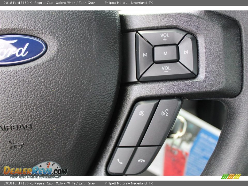 Controls of 2018 Ford F150 XL Regular Cab Photo #15