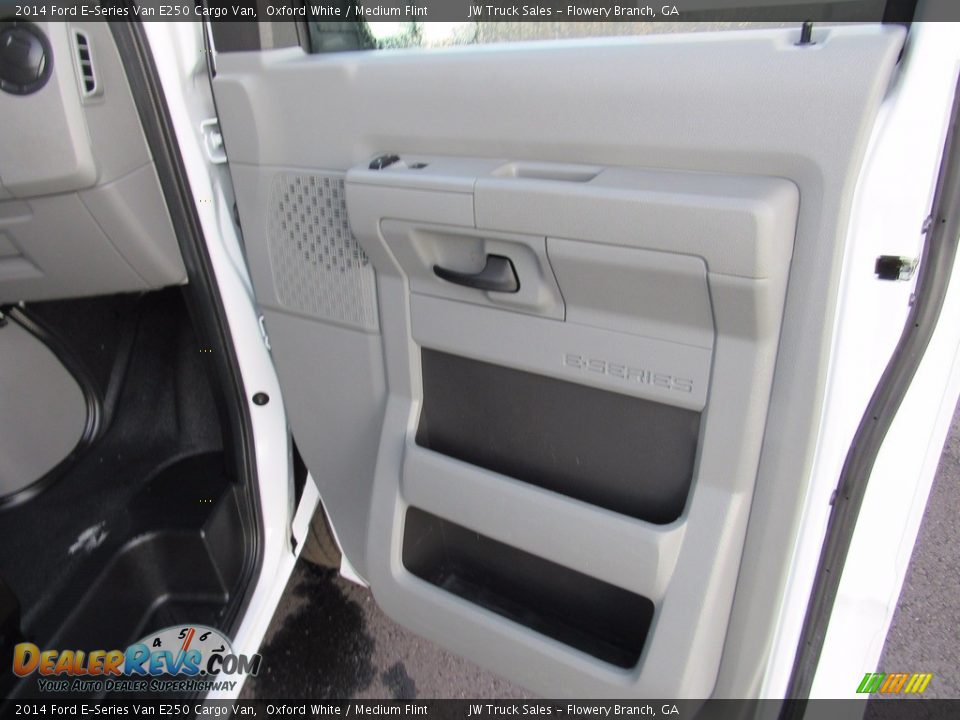 2014 Ford E-Series Van E250 Cargo Van Oxford White / Medium Flint Photo #21